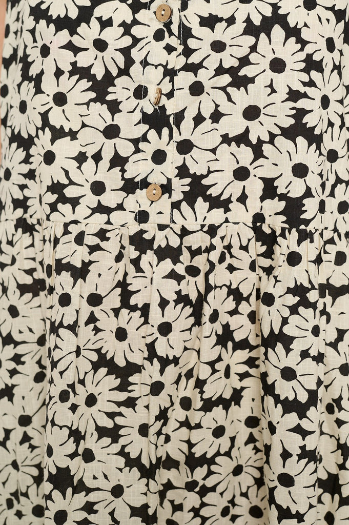 Black & White Daisy Print Dress