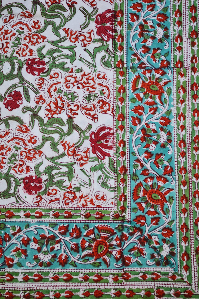 King Size Red and Green Floral Vine Tapestry